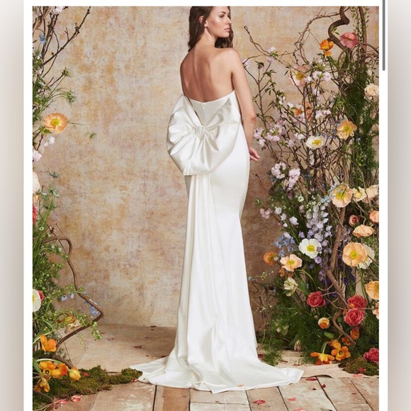 Theai Magenta Wedding Gown - Picture 7 of 7